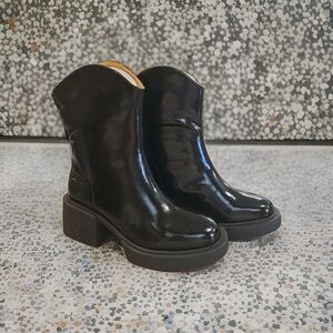 Cloud Nine  black heeled Shaylee boot